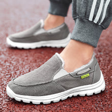 Lade das Bild in den Galerie-Viewer, Tacocood Bequeme und warme Herrenschuhe aus Winter-Canvas und Samt