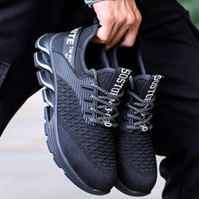 Lade das Bild in den Galerie-Viewer, Tacocood Modische atmungsaktive Anti-Smashing-Sportschutzschuhe
