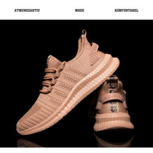 Lade das Bild in den Galerie-Viewer, Tacocood Große Sneaker aus fliegendem Strick
