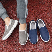 Lade das Bild in den Galerie-Viewer, Tacocood Bequeme und warme Herrenschuhe aus Winter-Canvas und Samt
